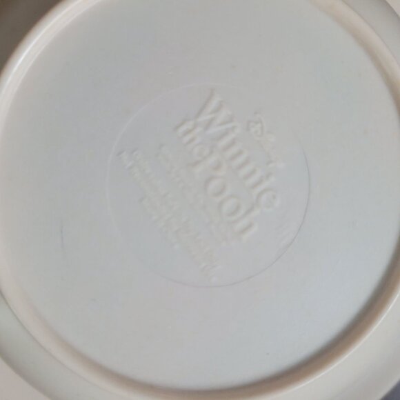 Disney Winnie The Pooh Balloon-Themed Kids Bowl BPA-Free Plastic 6-Inch Diameter - Picture 4 of 4